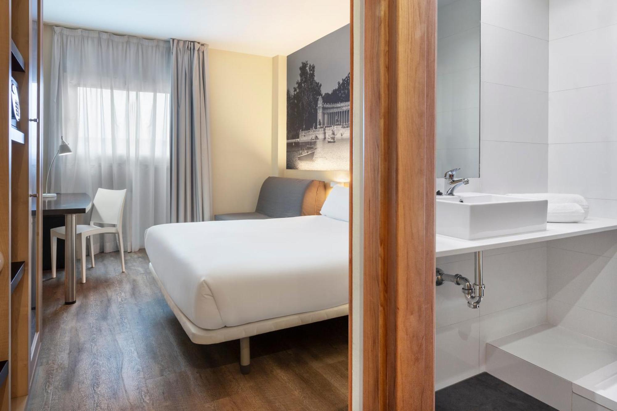 Superior Double Room,967904989:JPEG