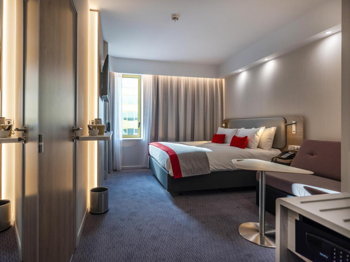 Chambre Lit Queen-Size Standard avec Canapé-Lit Simple - Petit-Déjeuner Gratuit