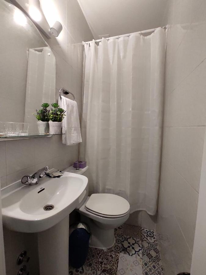 Single Room Balcony,1089402649:JPEG