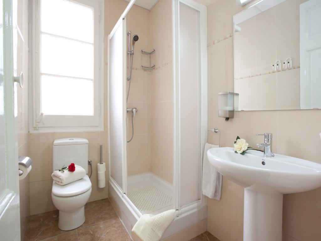 Chambre Double Standard avec Salle de Bains Commune