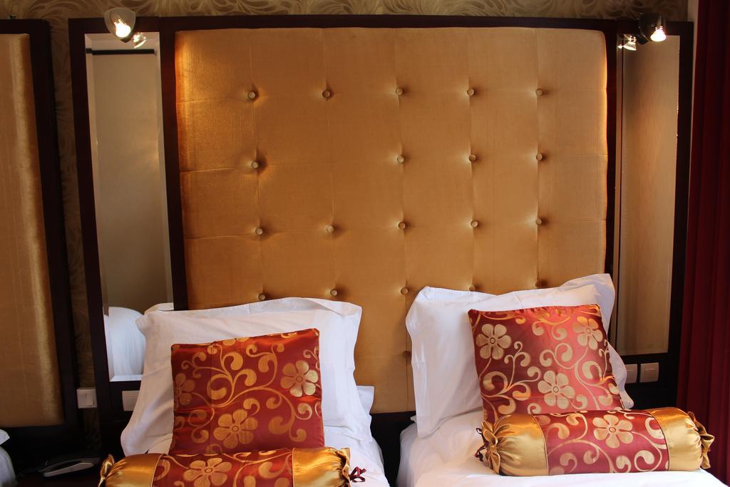 Triple Room,1227006836:JPEG