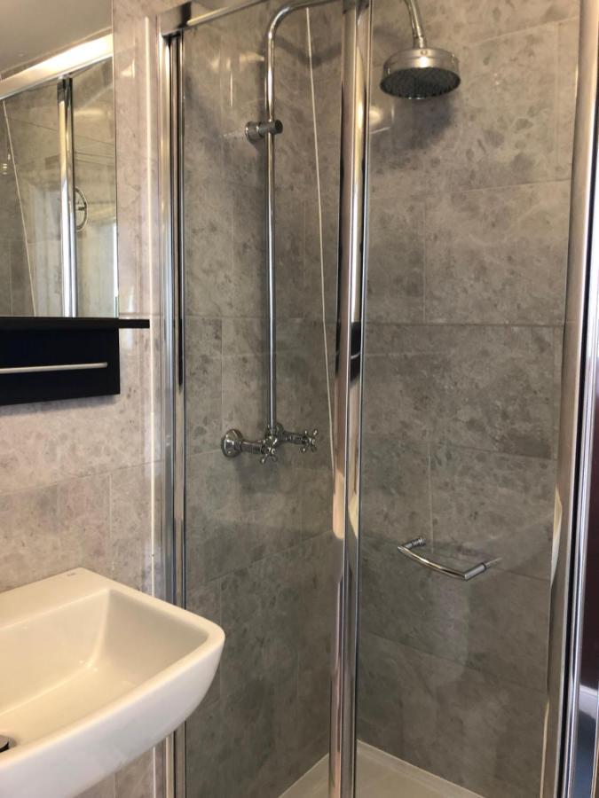 Chambre Simple avec Salle de Bains Extérieure Privative