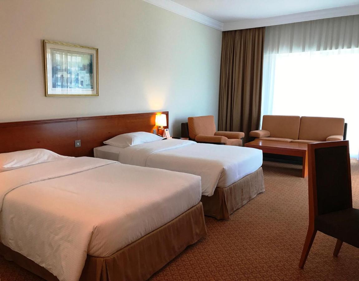 Standard Room - complimentary shuttle to DXB Airport Terminal 1 & 3
