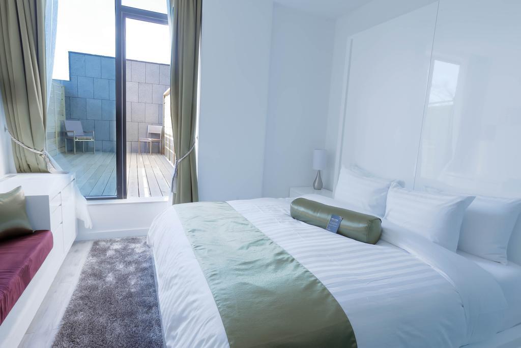 Chambre Lit King-Size Deluxe avec Balcon
