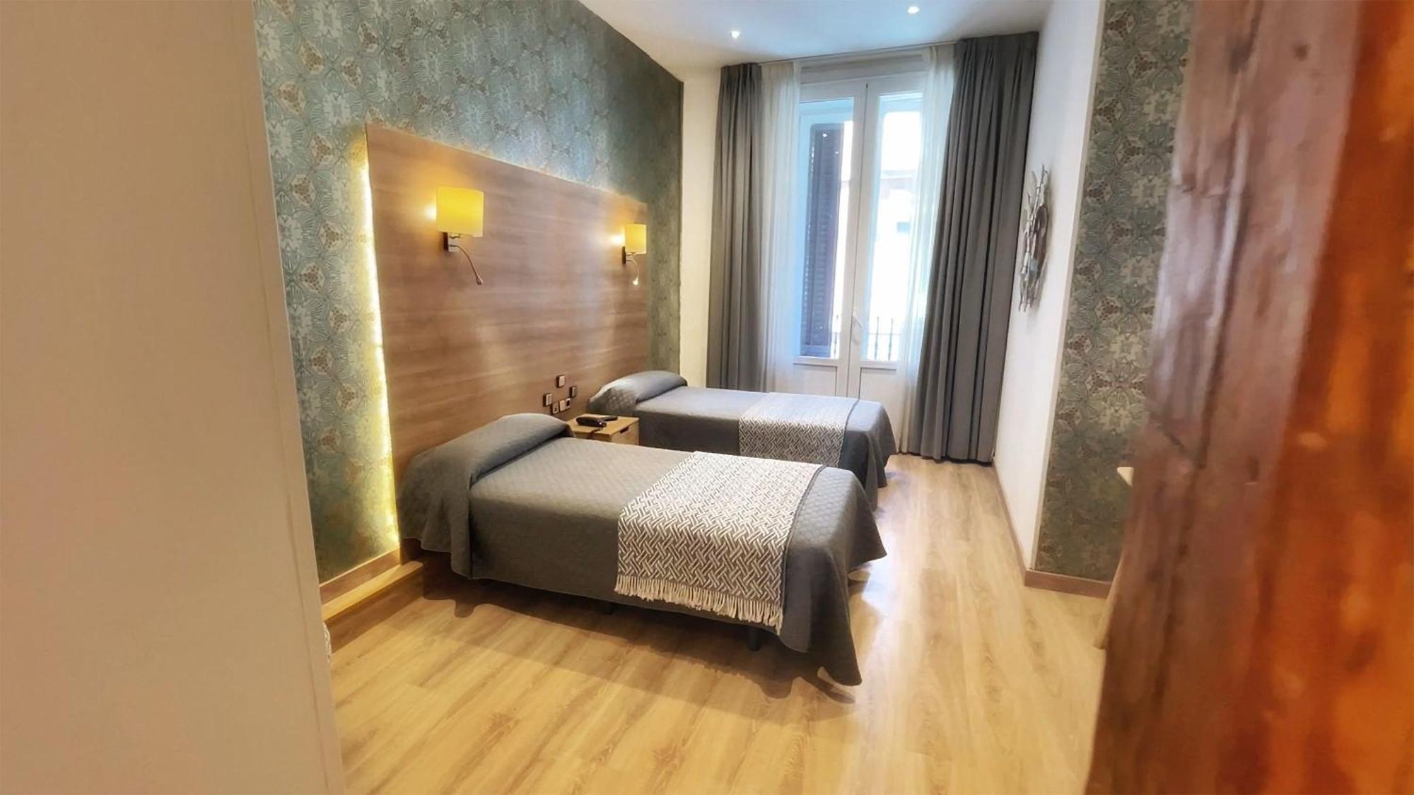 Twin Room,719683765:JPEG