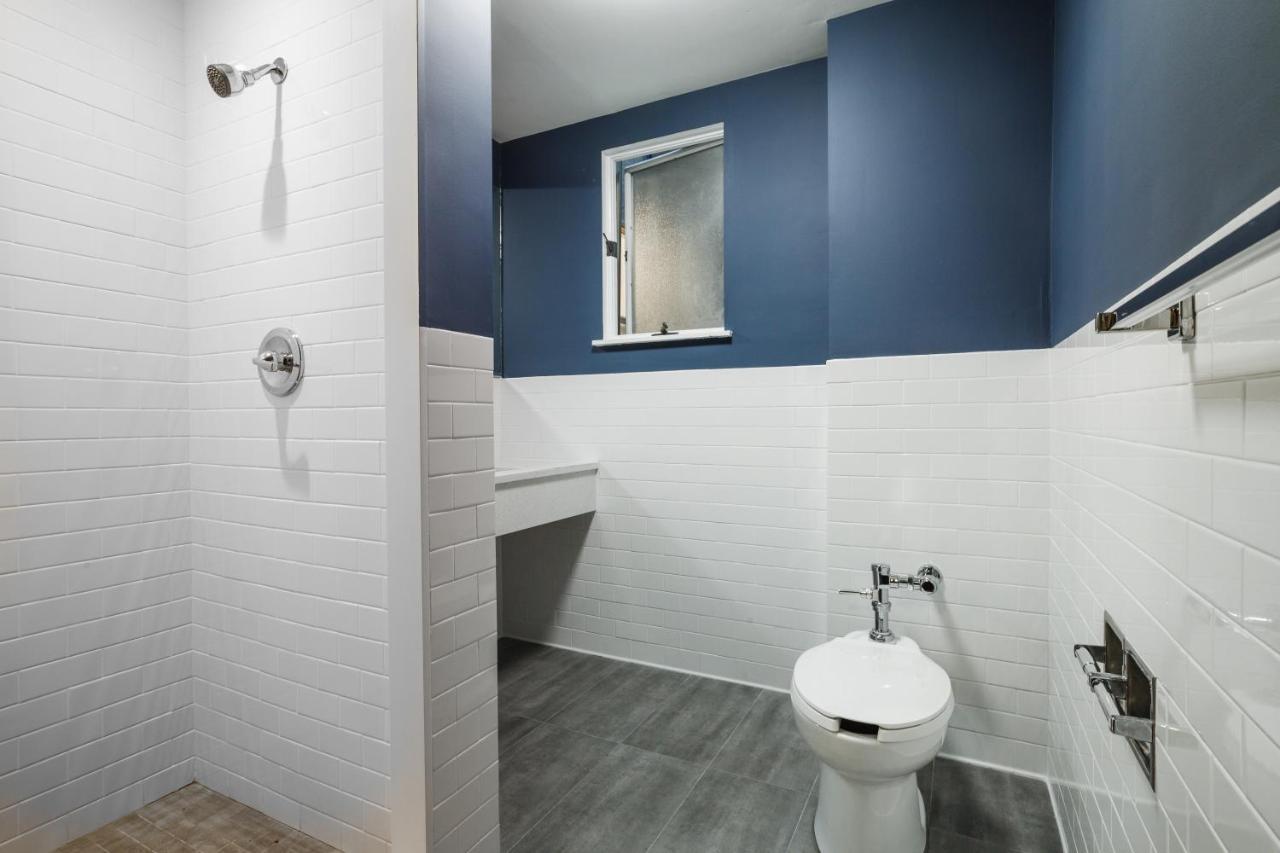 Chambre Double avec Salle de Bains Commune