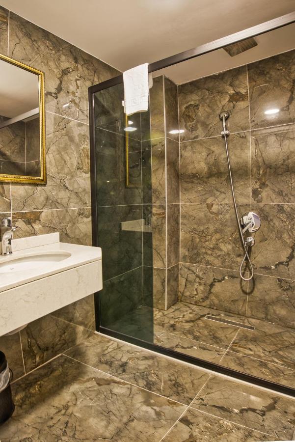 Chambre Familiale - 5 Personnes