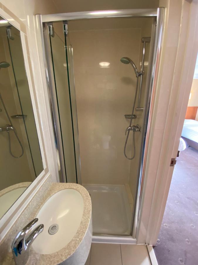 Chambre Quadruple Standard