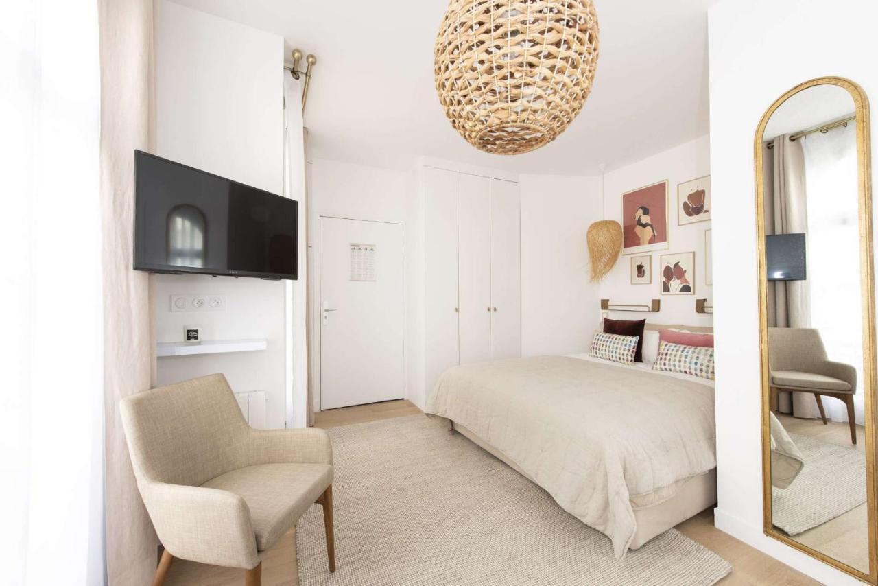 One-Bedroom Apartment,1156287954:JPEG
