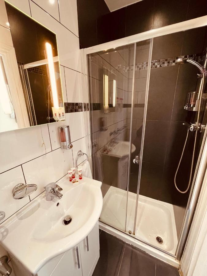 Chambre Familiale