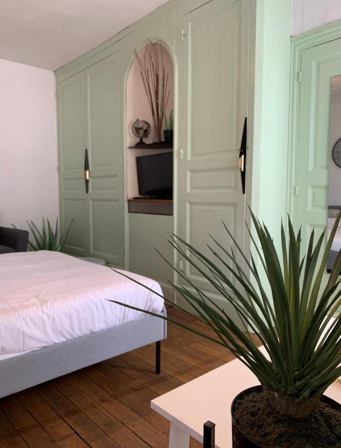 One-Bedroom Apartment,1173448062:JPEG