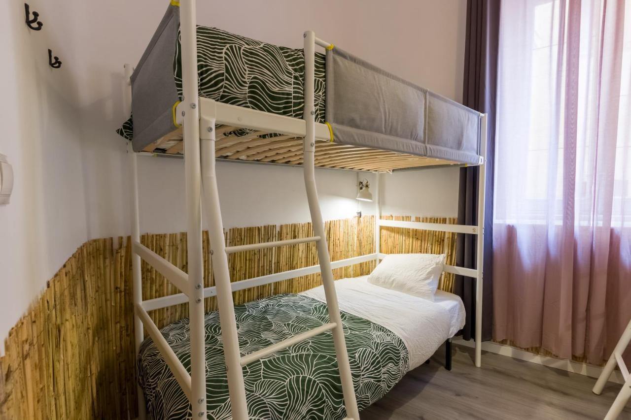Single Bed 4-Bed Dormitory Room,1189801933:JPEG