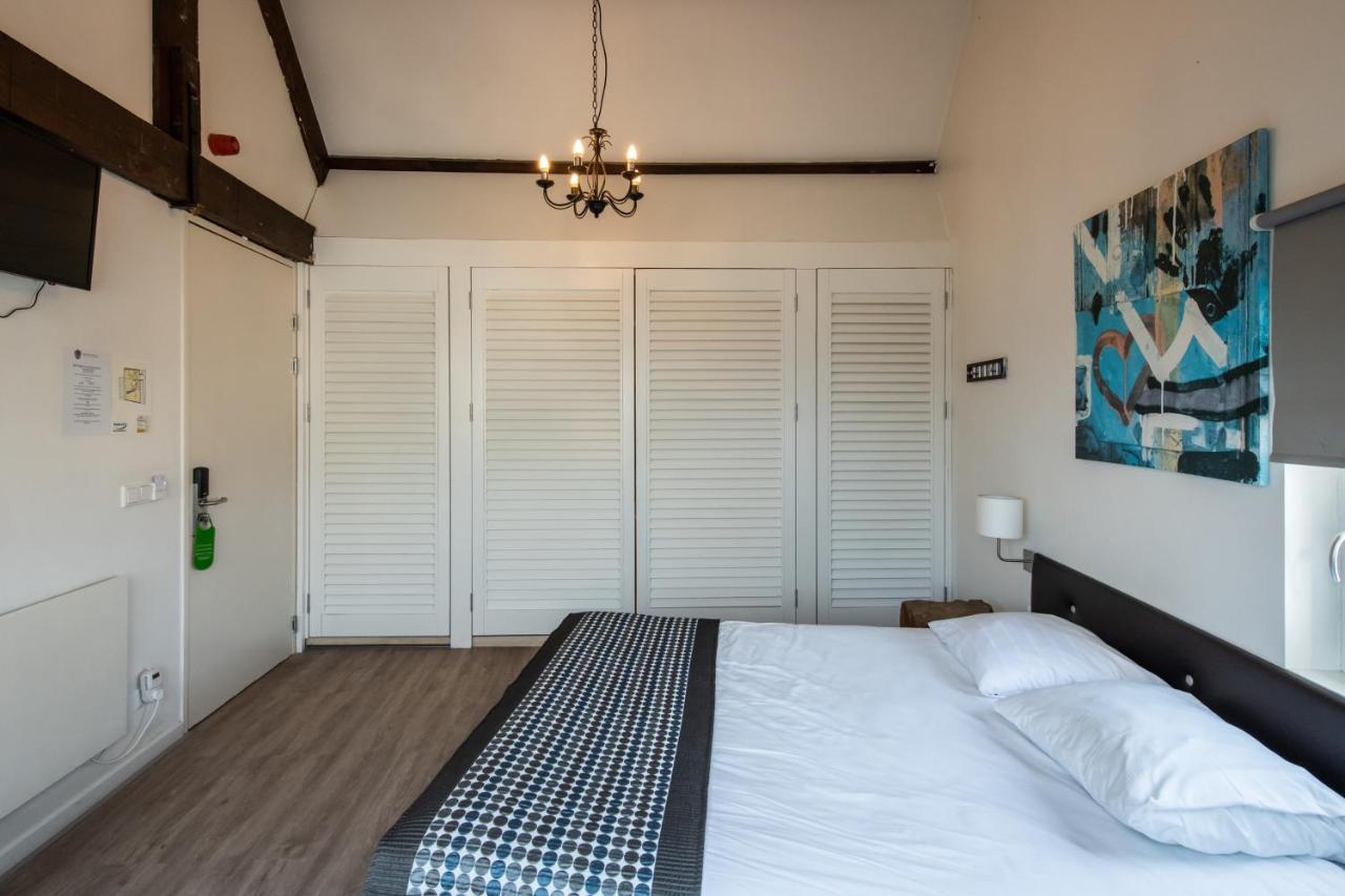 Deluxe Double Room,1210008721:JPEG