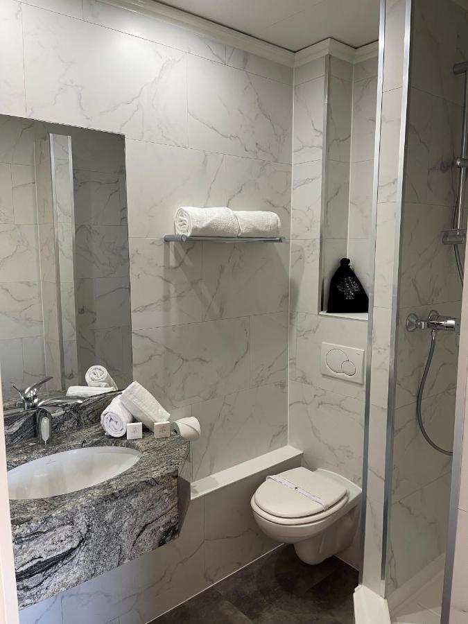 Superior Double Room,1408693106:JPEG