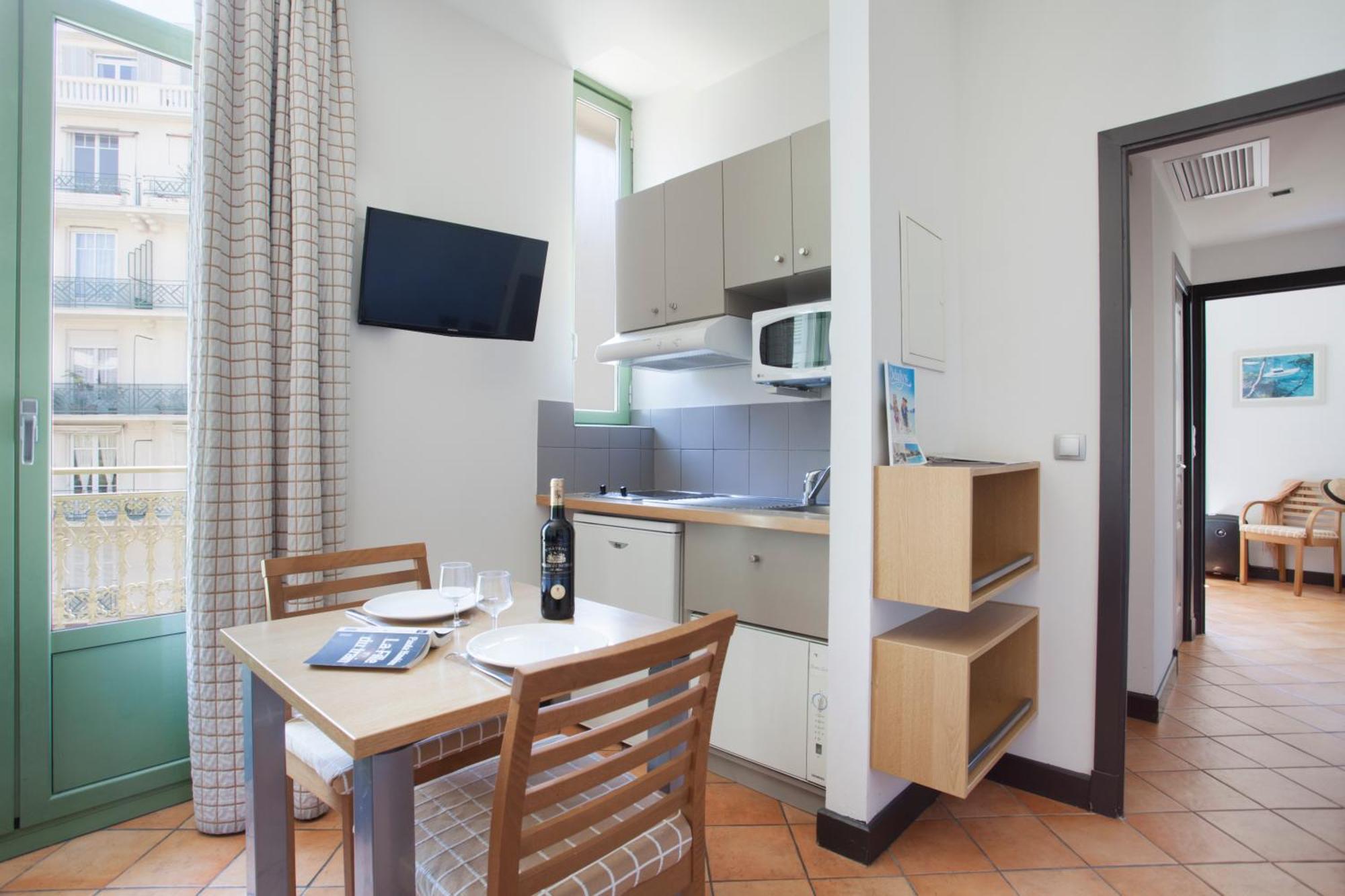 One-Bedroom Apartment (2 Adults),1208566066:JPEG