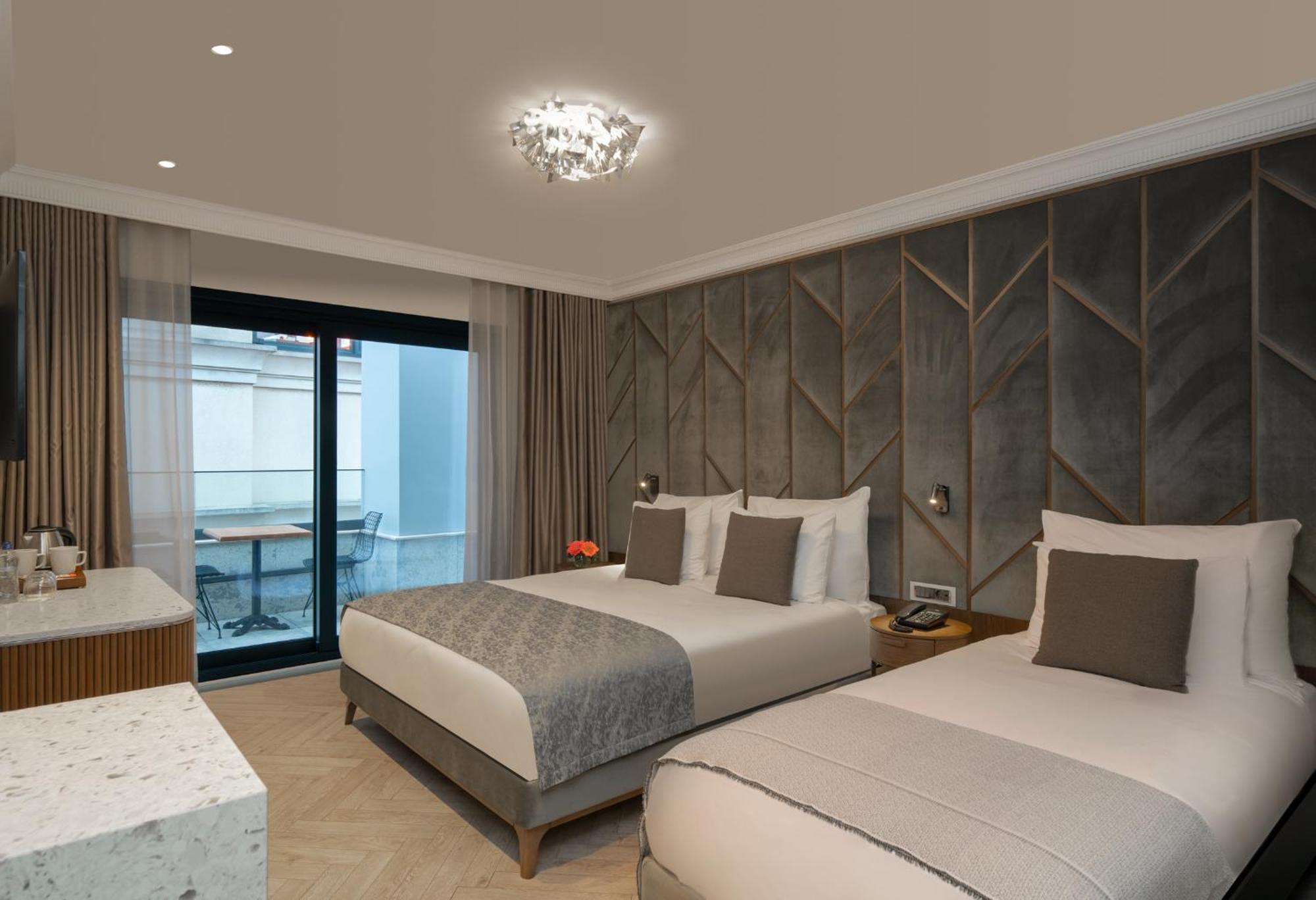 Triple Room Balcony,1209818581:JPEG