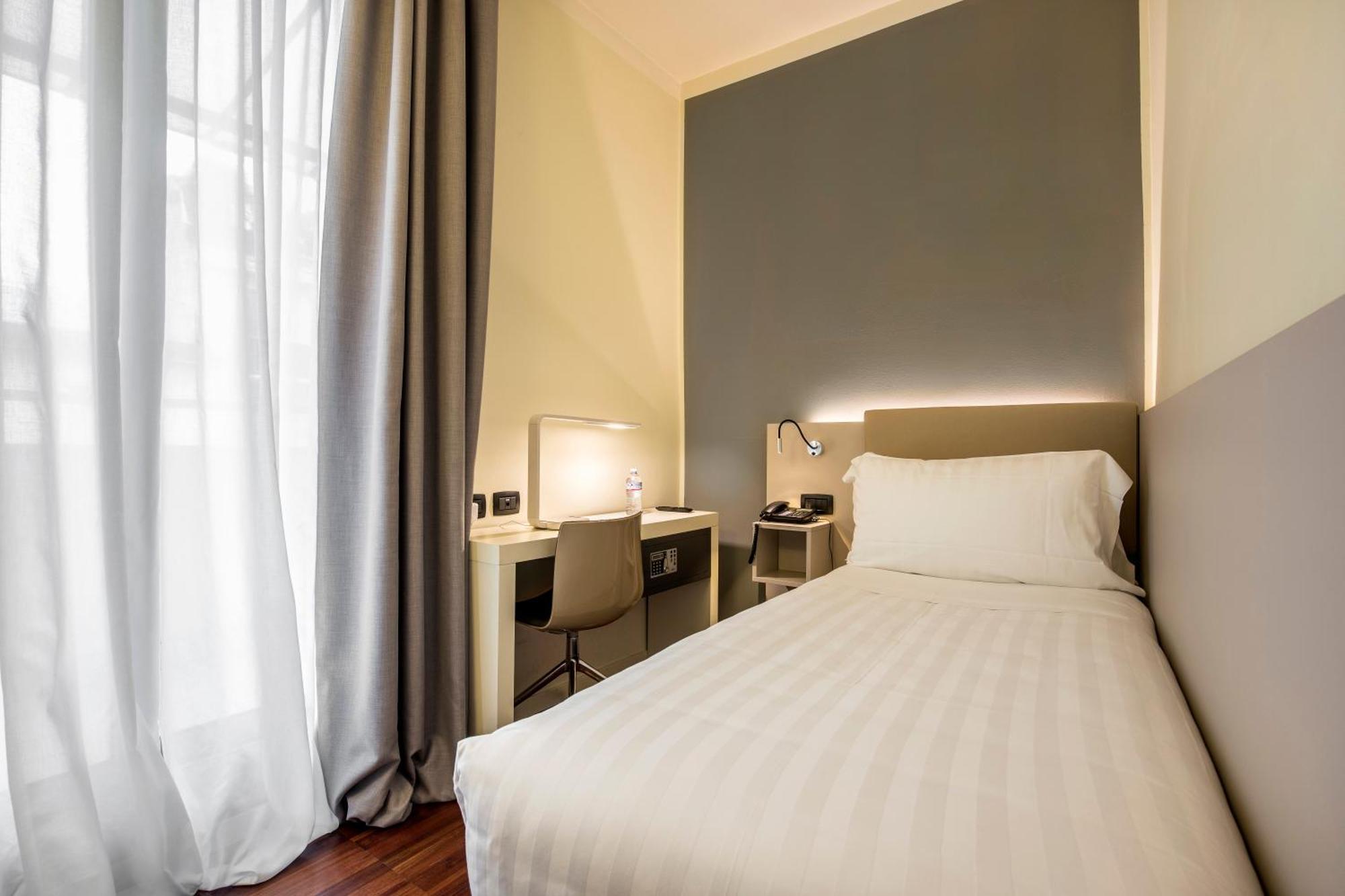 Single Room,1215913243:JPEG