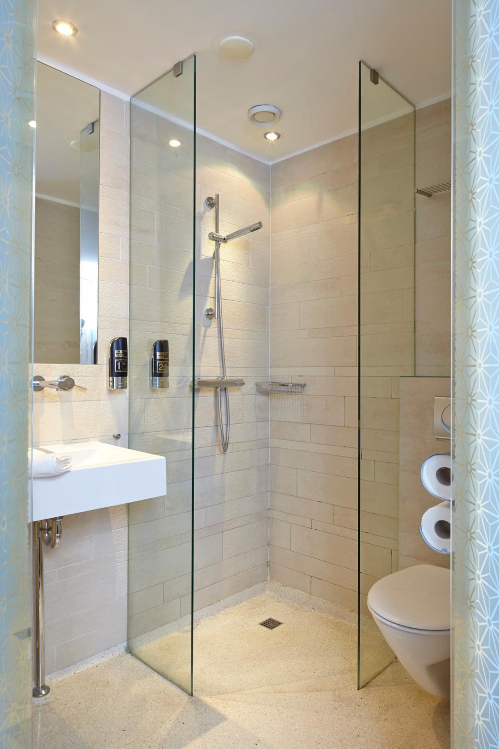 Petite Chambre Familiale (4 Adultes)