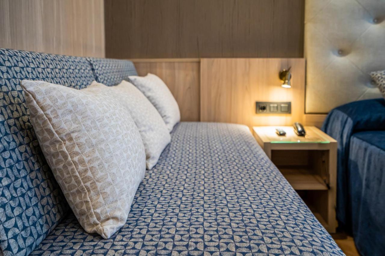 Chambre Double ou Lits Jumeaux avec Lit d'Appoint
