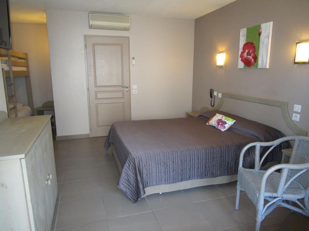 Chambre Double avec Terrasse et Vue sur Port