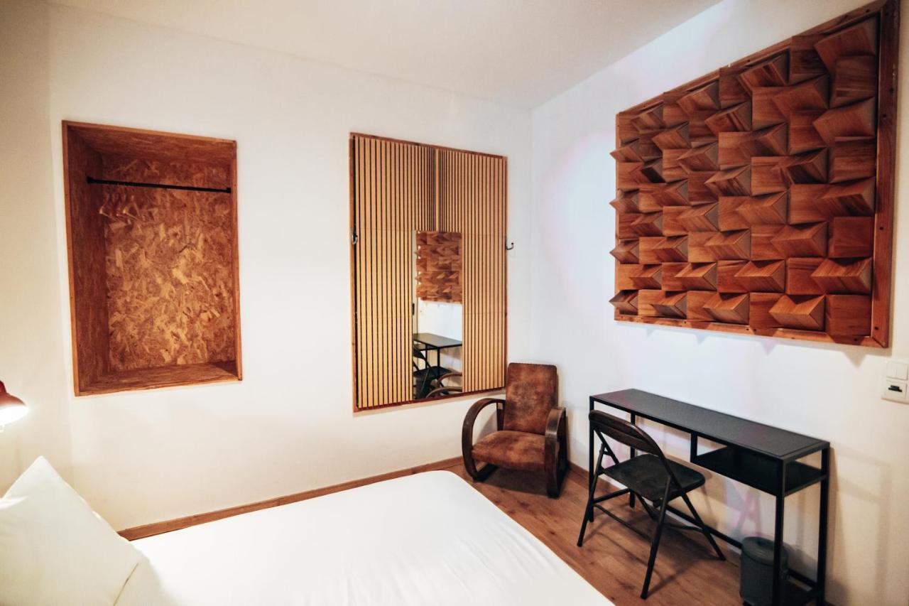 Chambre Double avec Salle de Bains Commune