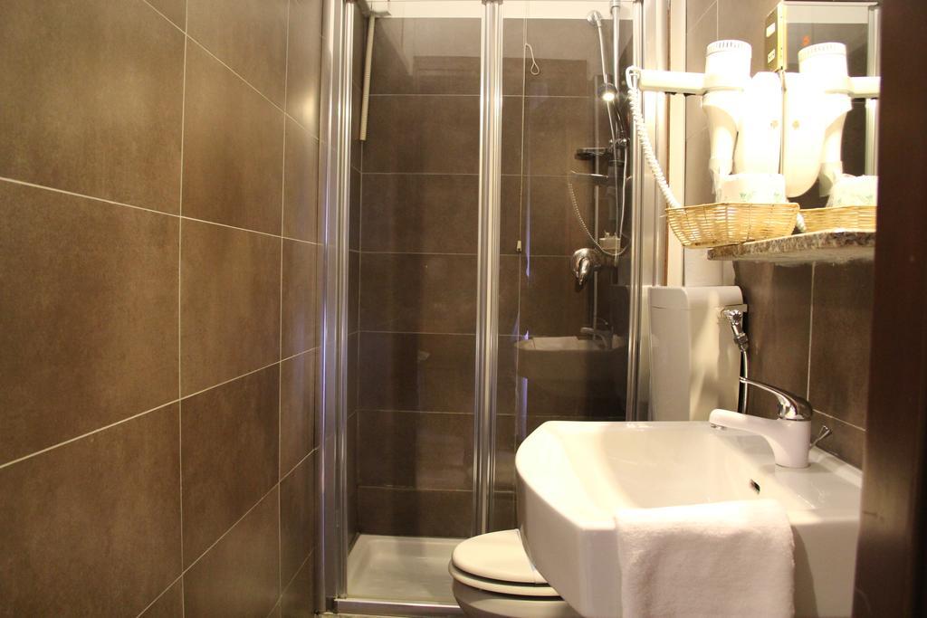 Double Room,258143177:JPEG