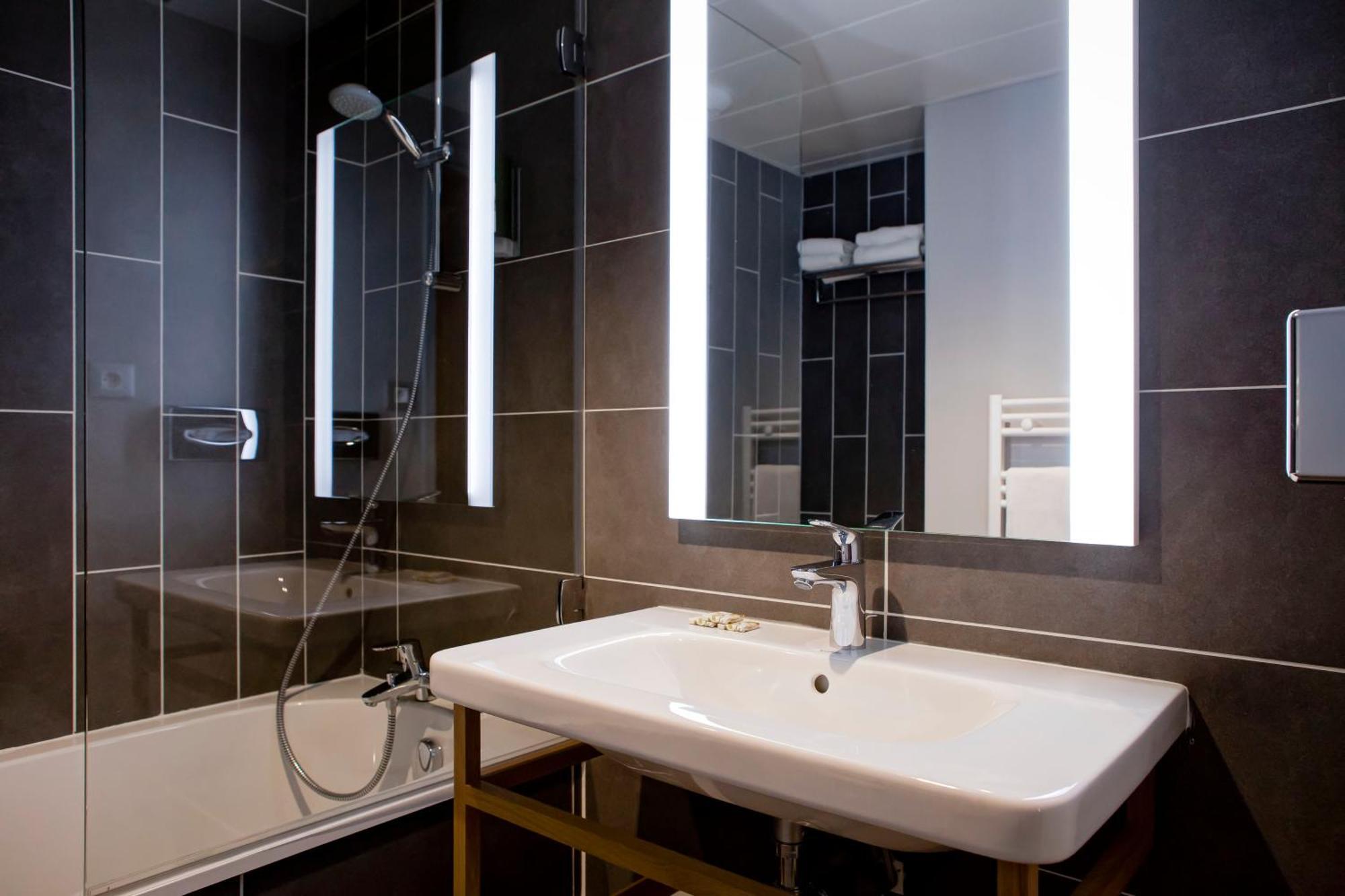 Chambre Double Supérieure Climatisée