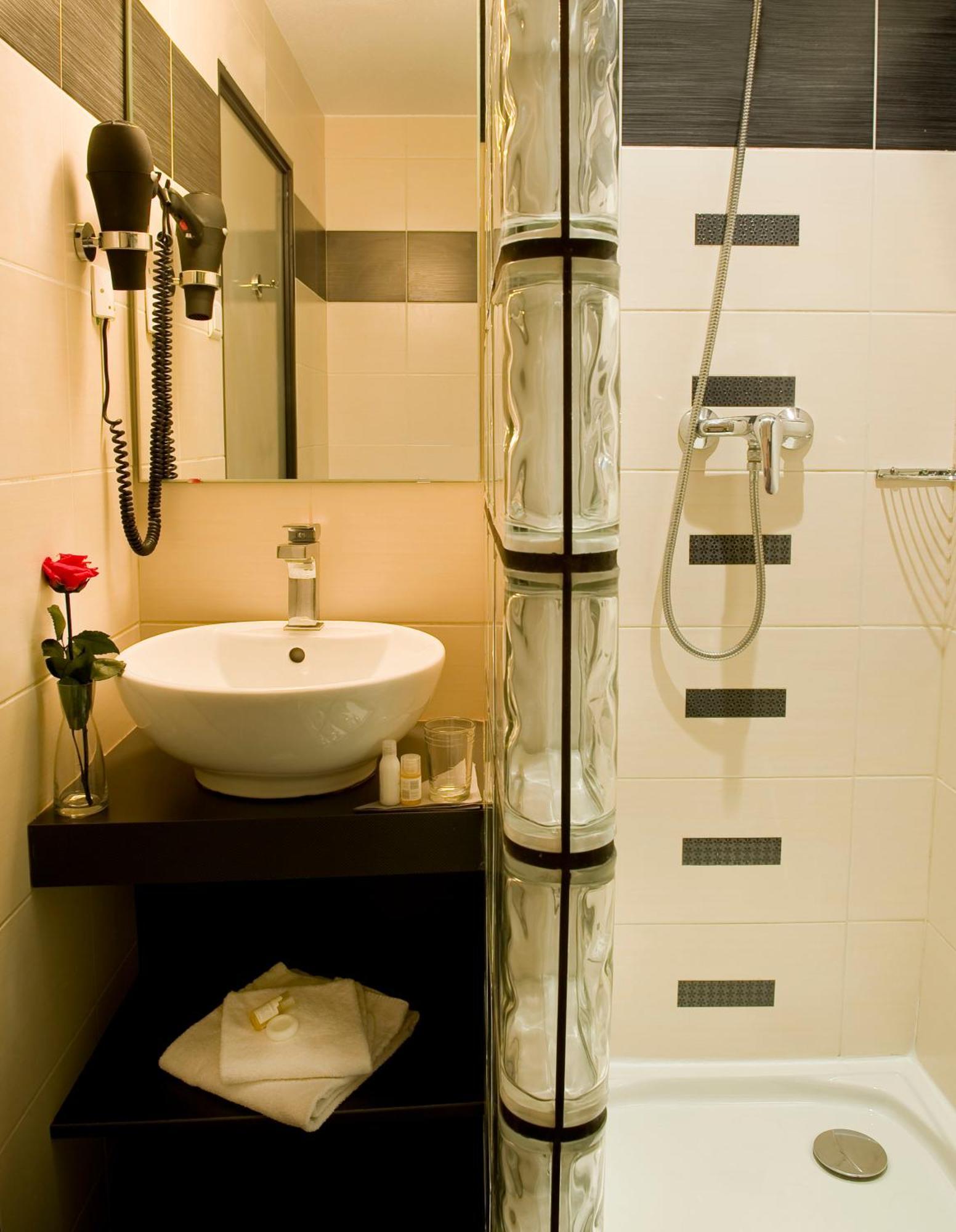 Chambre Confort avec Grand Lit