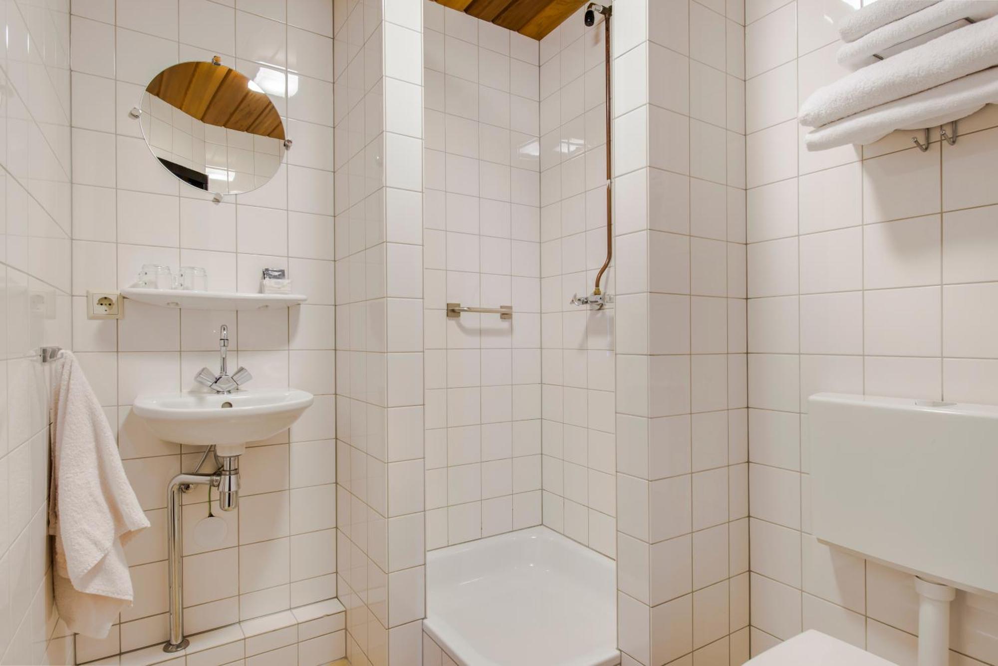 Chambre Simple avec Salle de Bains Privative