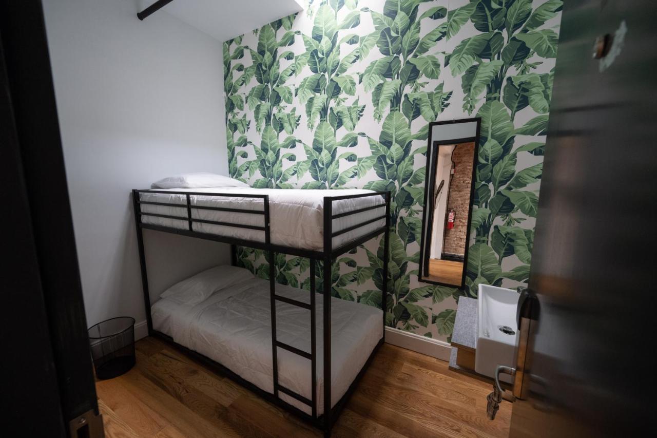 Chambre Double avec Salle de Bains Commune