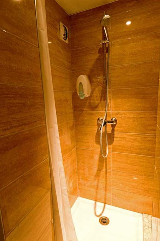 Chambre Double Confort avec Douche