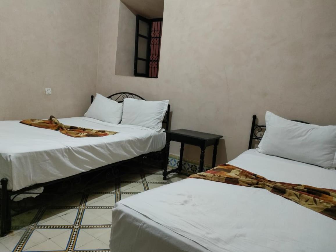 Chambre Triple Basique avec Salle de Bains Commune