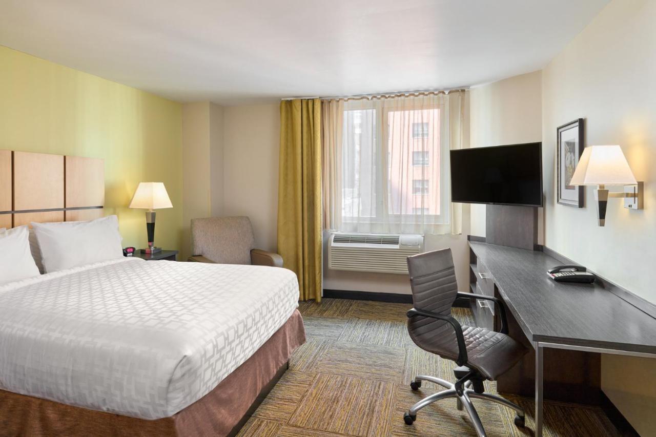 Suite Studio Lit Queen-Size - Vue sur Ville