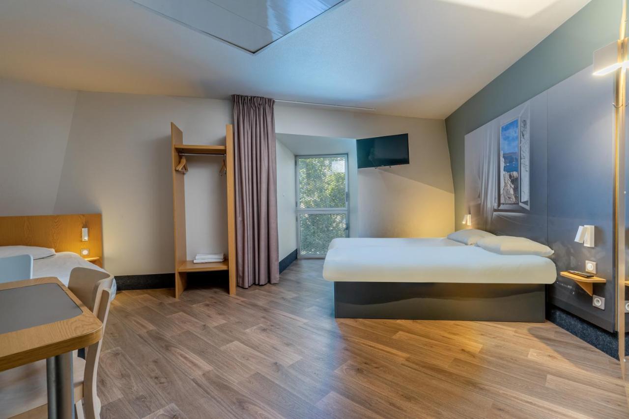 Chambre Double - Accessible aux Personnes à Mobilité Réduite