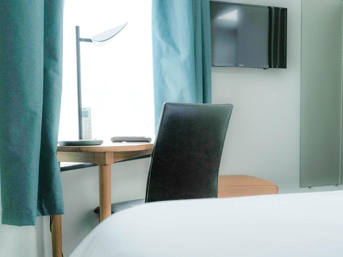 Small Double Room - Non-Smoking,1588536872:JPEG