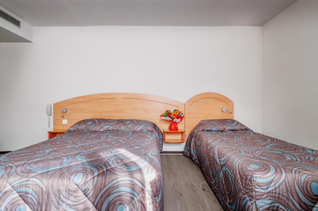 Triple Room,1325188513:JPEG