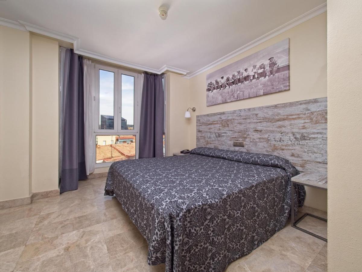 Grande Chambre Simple