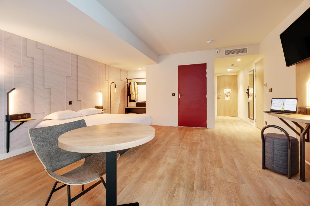 Chambre Double - Accessible aux Personnes à Mobilité Réduite