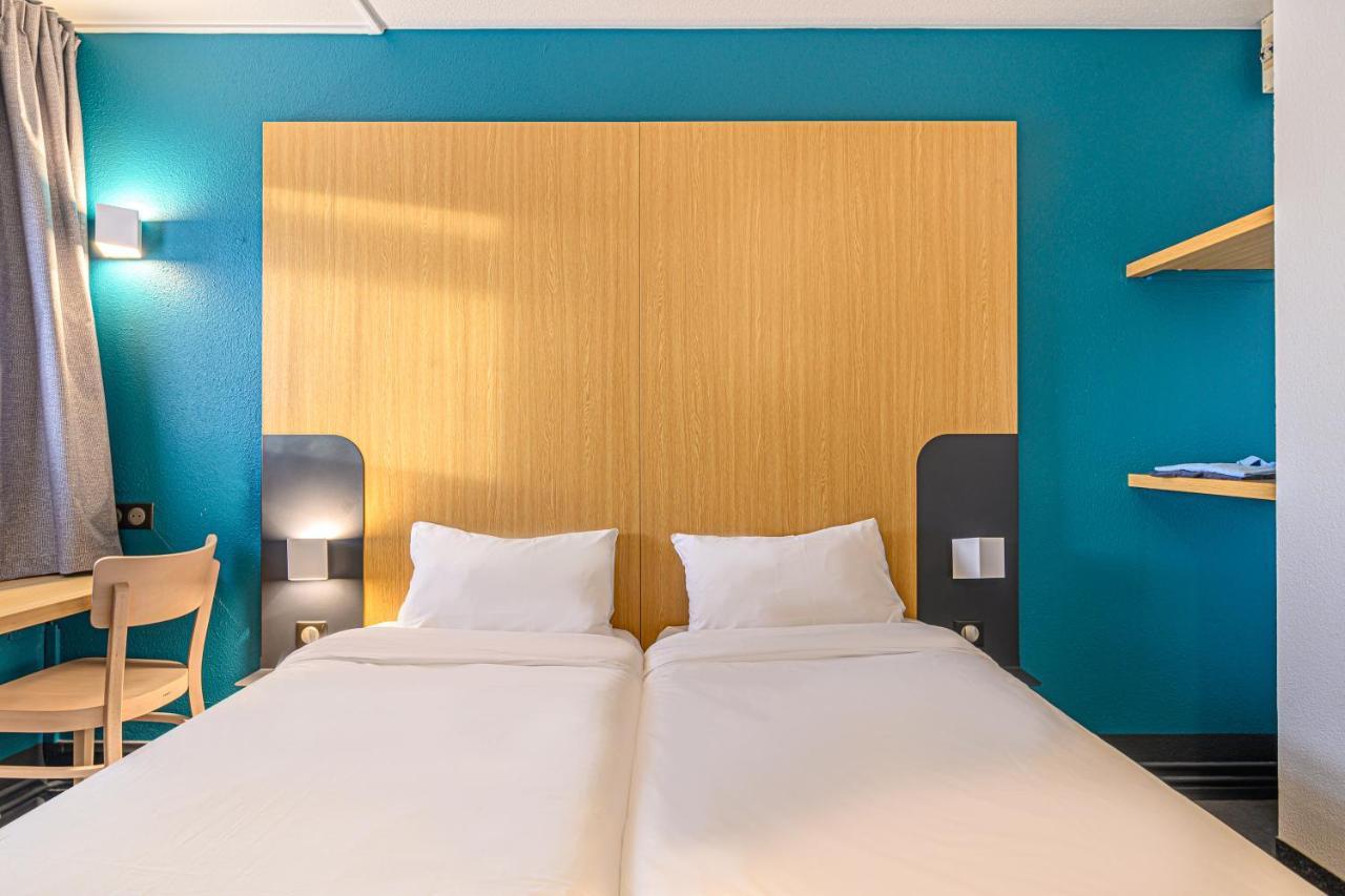 Twin Room,1330727990:JPEG