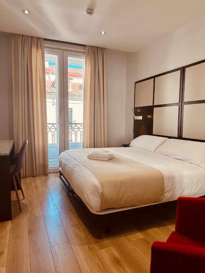 Chambre Double avec Balcon - Vue sur Ville