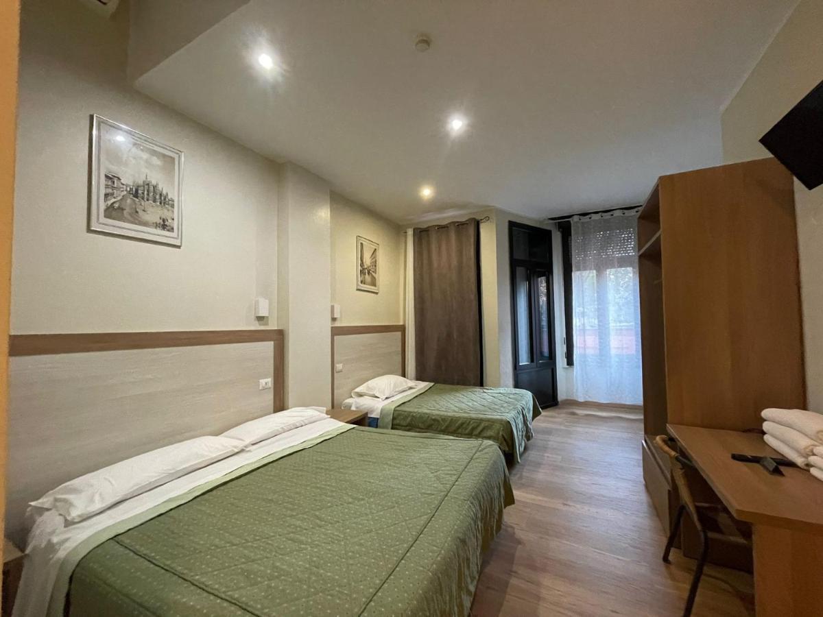 Chambre Triple Économique - Rez-de-Chaussée