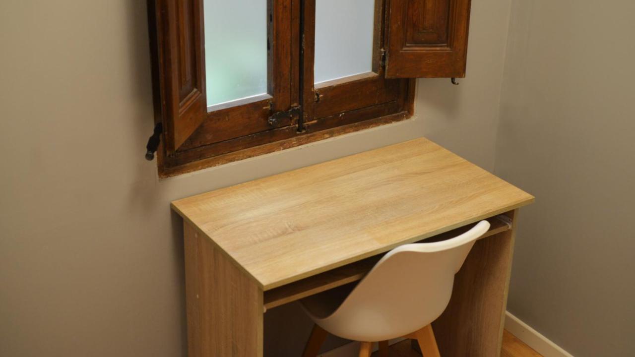 Chambre Simple avec Salle de Bains Commune