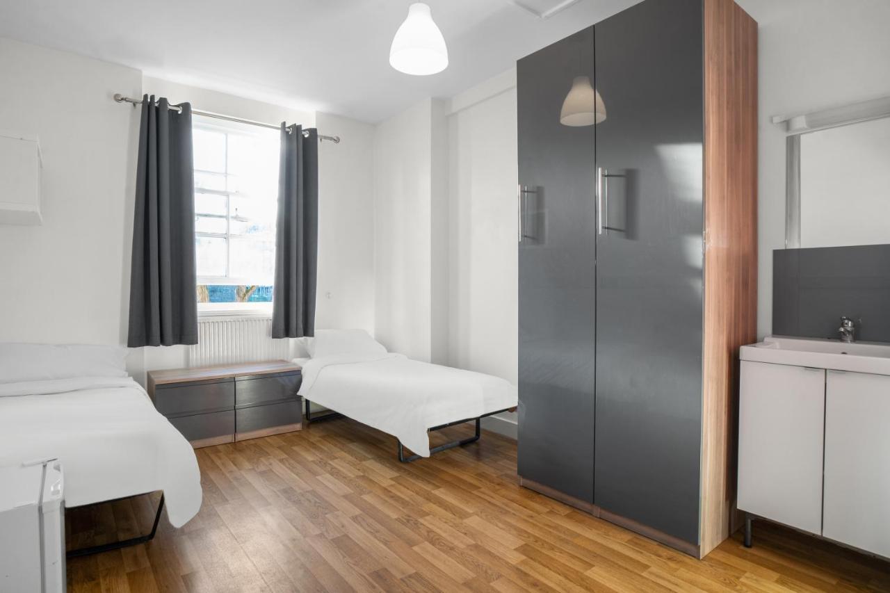 Single Bed in 2 Bed Male Dormitory Room,1375457726:JPEG