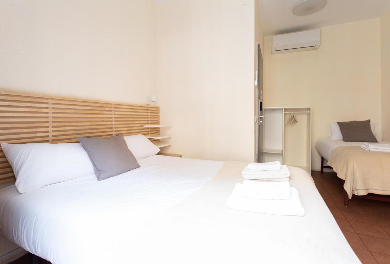 Chambre Double avec Lit d'Appoint