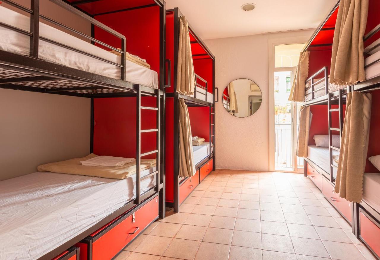 Lit dans Dortoir Mixte de 8 Lits