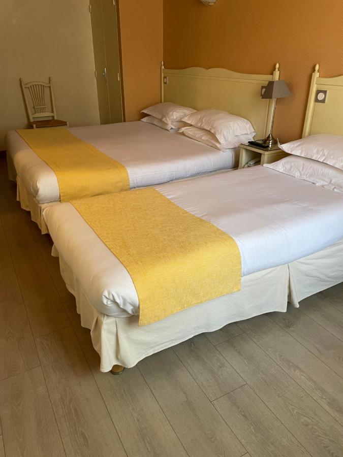 Chambre Triple (3 Adultes ou 2 Adultes + 1 Enfant)