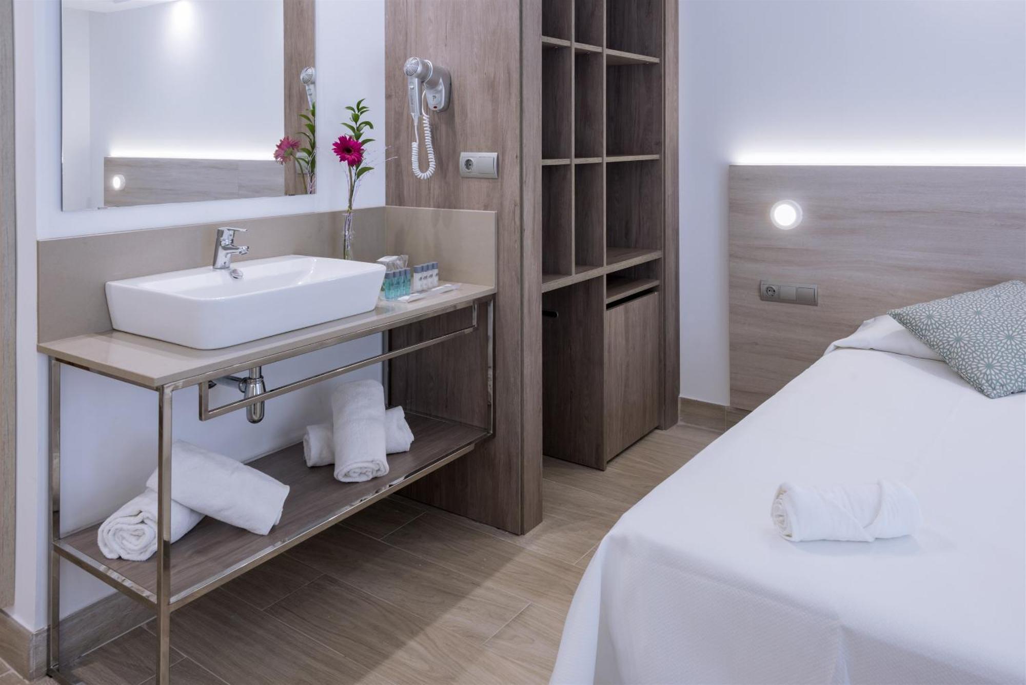 Chambre Familiale (4 Adultes)