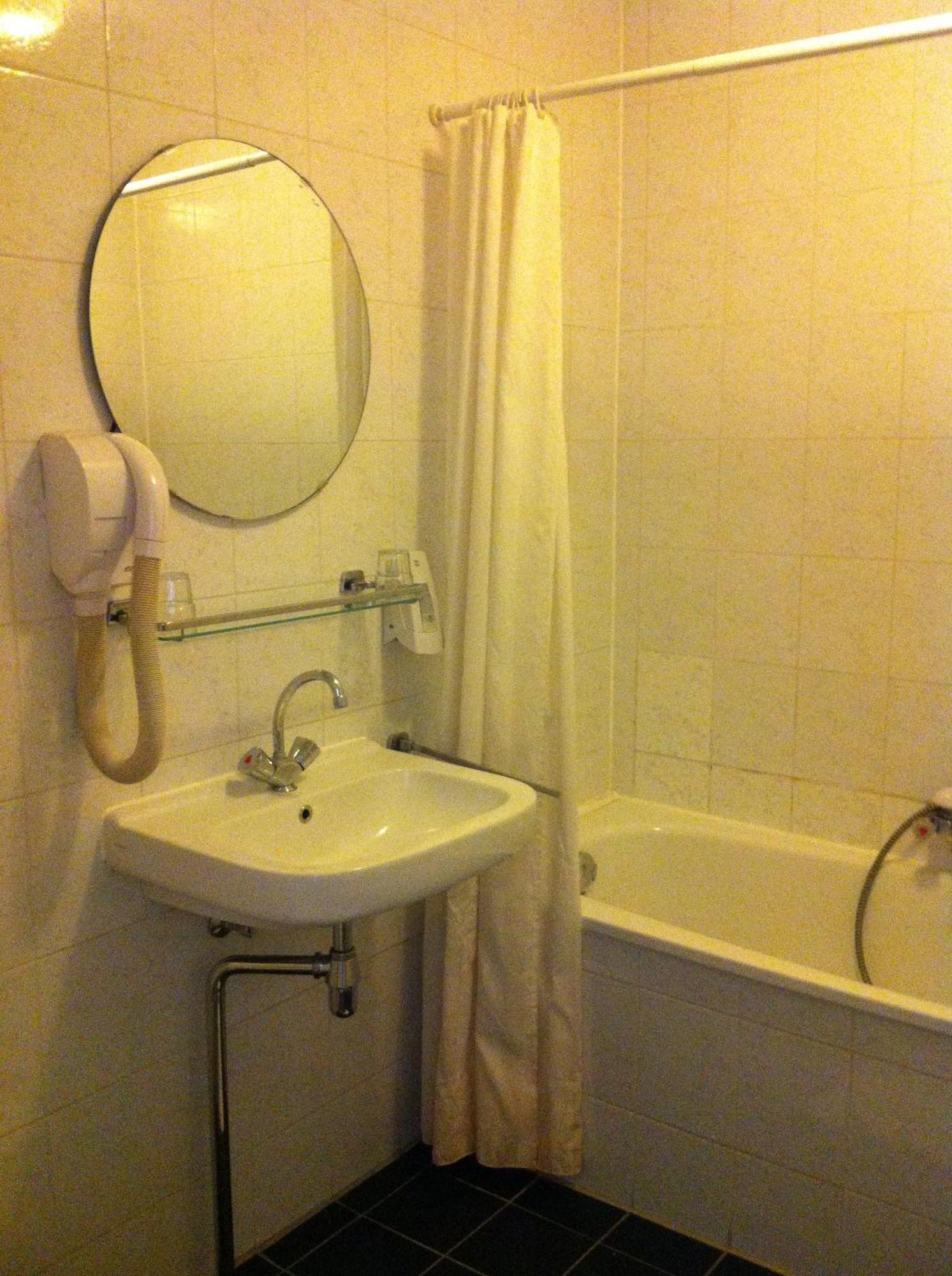 Chambre Double ou Lits Jumeaux