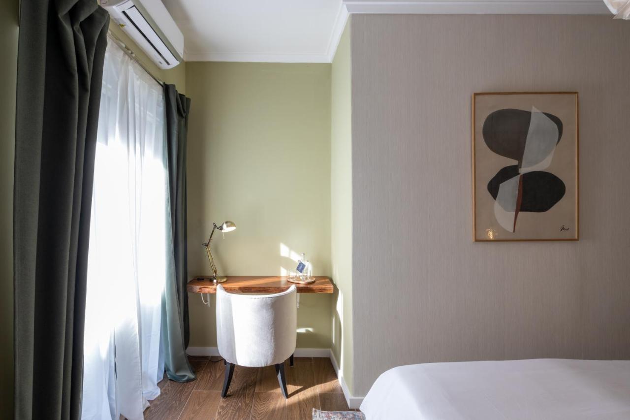 Suite Balcony,1480444415:JPEG