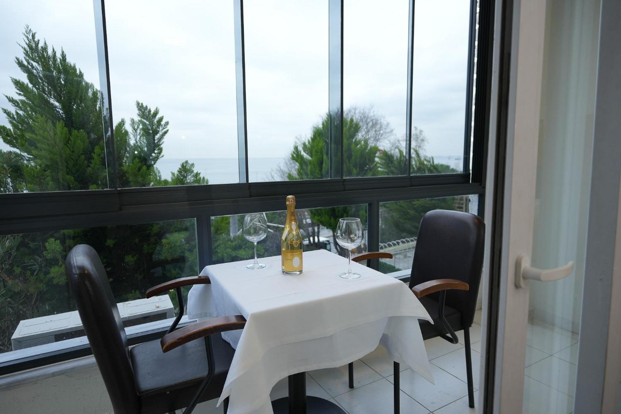 Triple Room Sea View Balcony,1499618800:JPEG